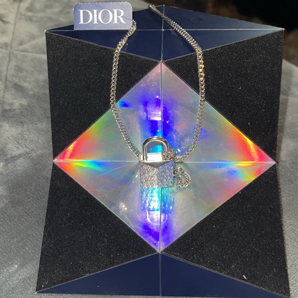 Preloved Christian Dior necklace great condition comes with box. - Picture 12 of 16